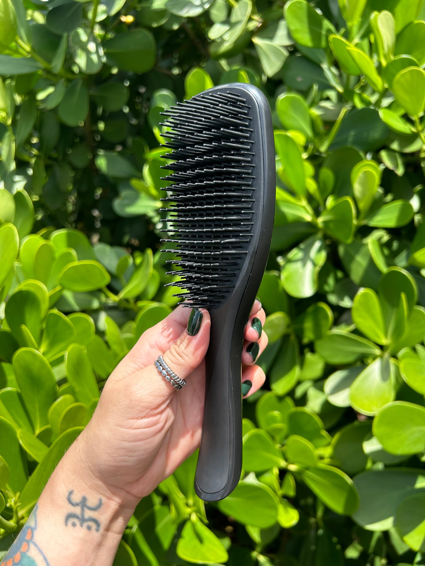 HVNLY DETANGLER HAIR BRUSH